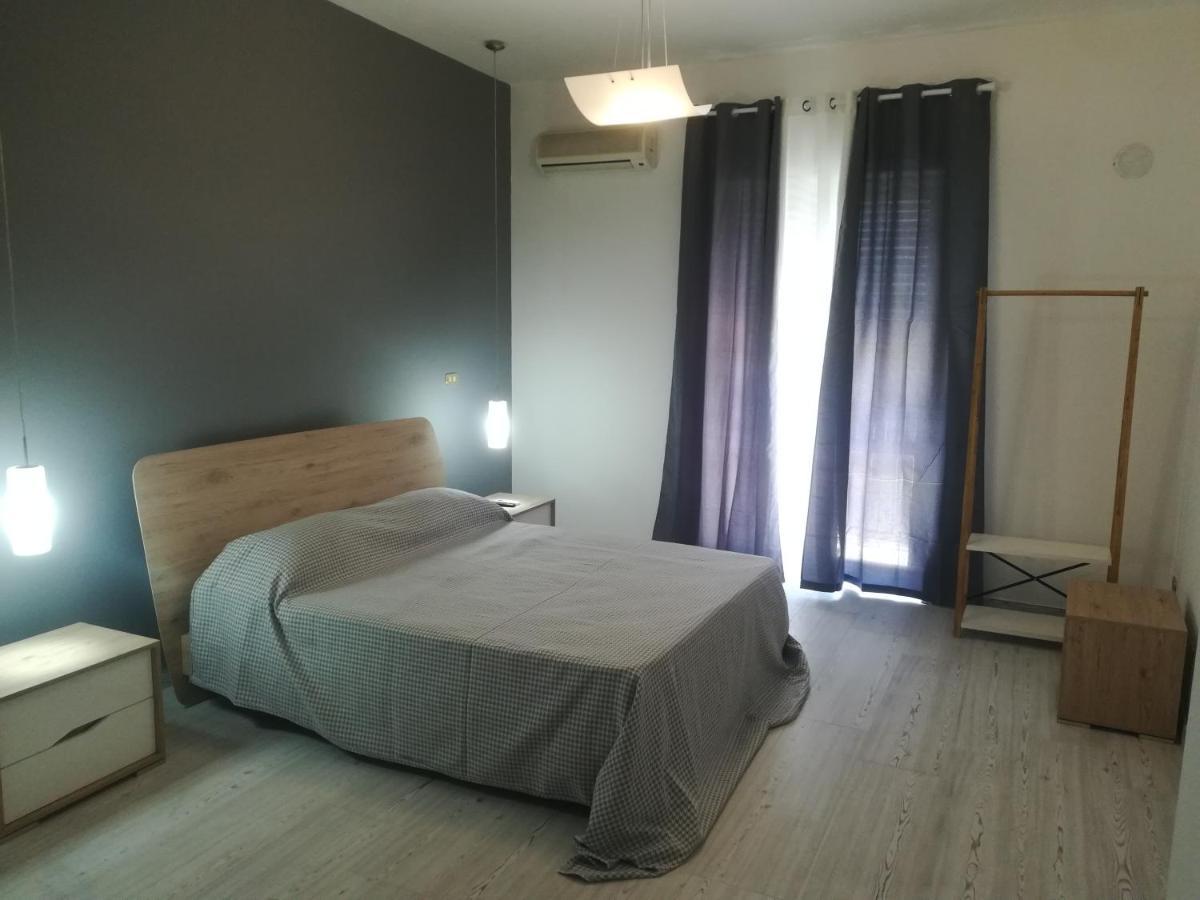 Home Mazzei Piazza Bilotti Козенца Экстерьер фото