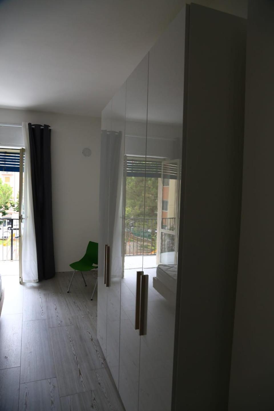 Home Mazzei Piazza Bilotti Козенца Номер фото